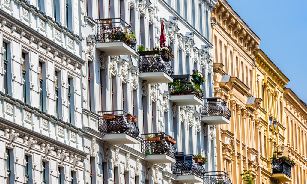 Wohnhäuser, Mehrfamilienhäuser & Wohnanlagen in Berlin – zielgerichtet investieren